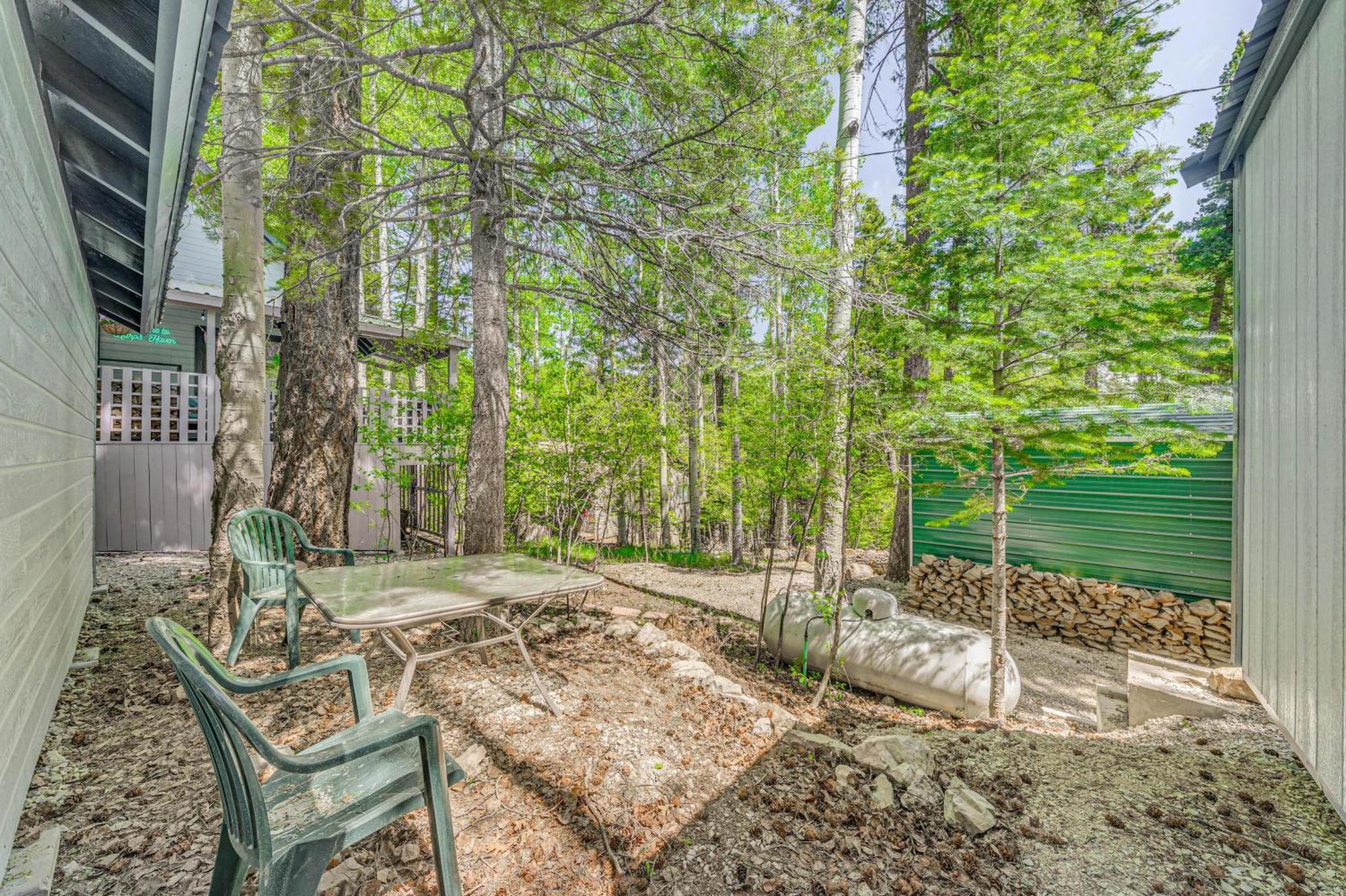 Quaint Cloudcroft Cabin With Stunning Forest Views! Экстерьер фото